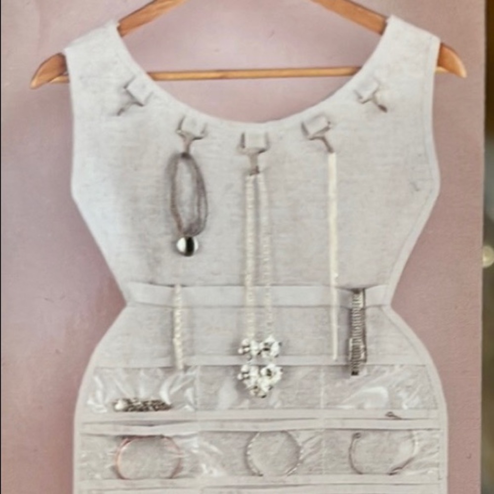 Brand new jewelry hanging organizer